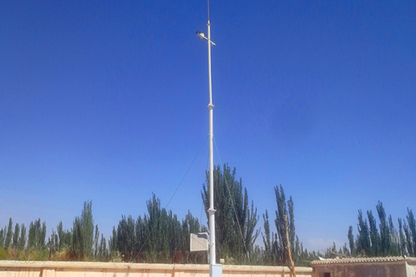 疏勒縣自然環(huán)境監(jiān)測站現(xiàn)場照片